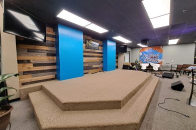 FLOOR AND CARPET